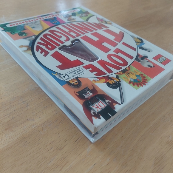 Lego I Love That Minifigure Book Hardcover - Picture 4 of 8